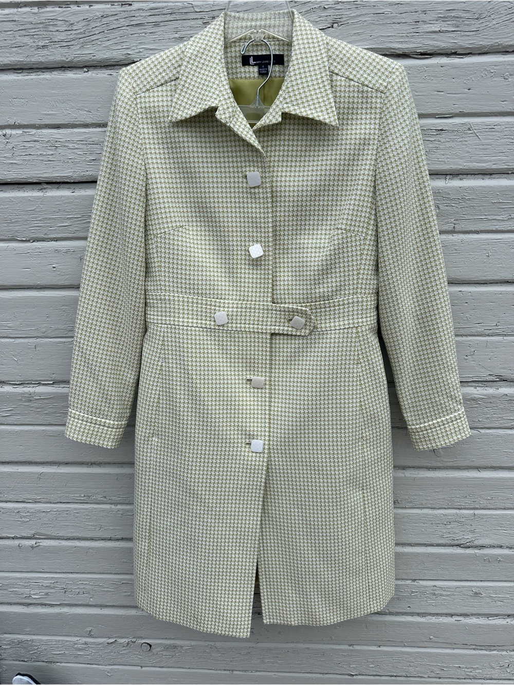 Larry Levine Pale Green Houndstooth Skirt Suit